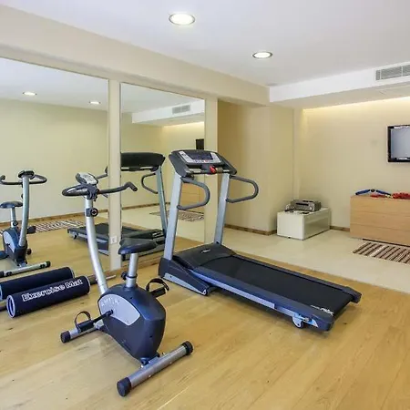 Sleeps 10 Pool Air Con Wifi Villa